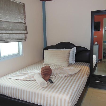 Boomerang Guesthouse And Bar باتايا المظهر الخارجي الصورة