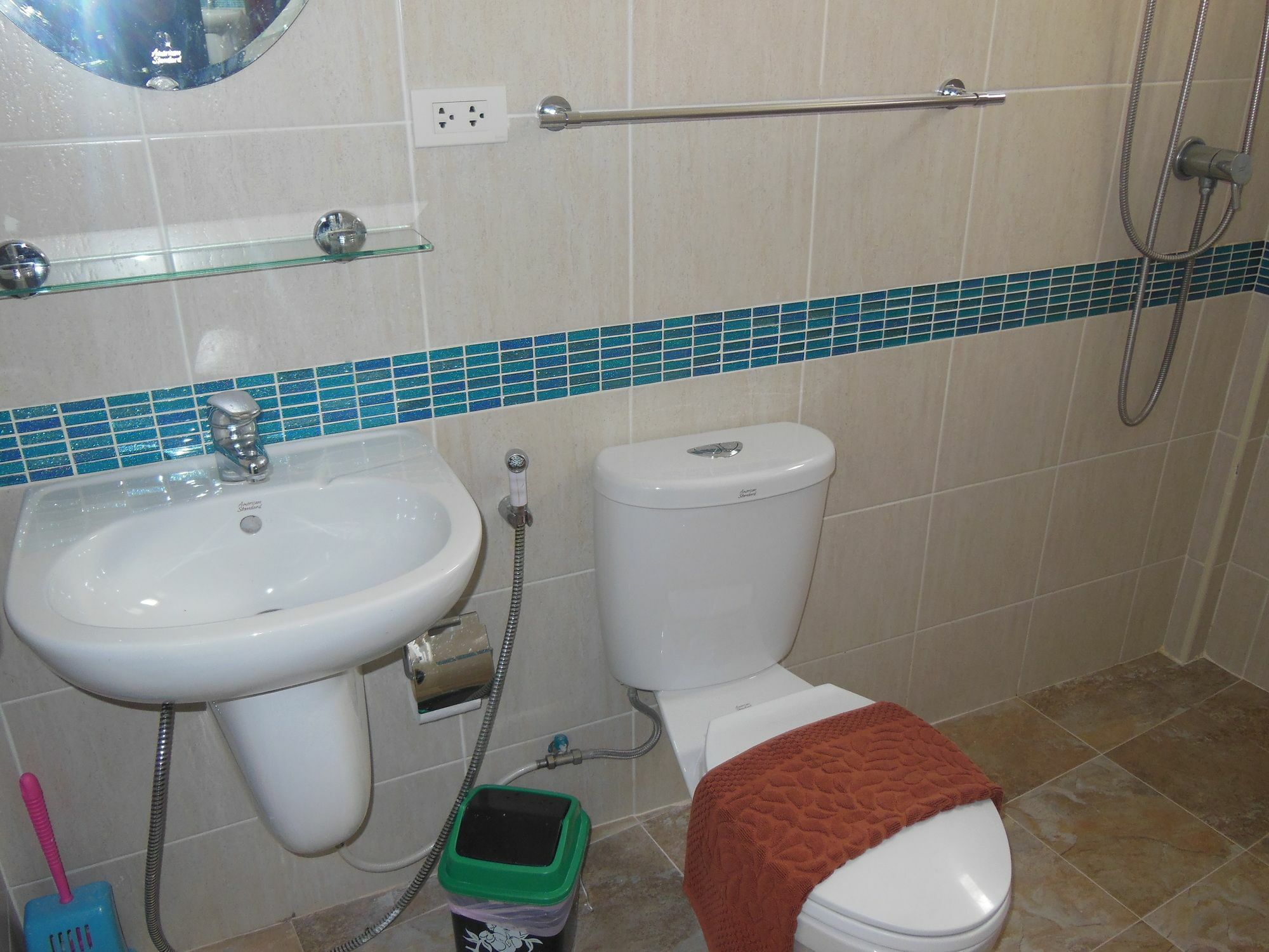 Boomerang Guesthouse And Bar باتايا المظهر الخارجي الصورة