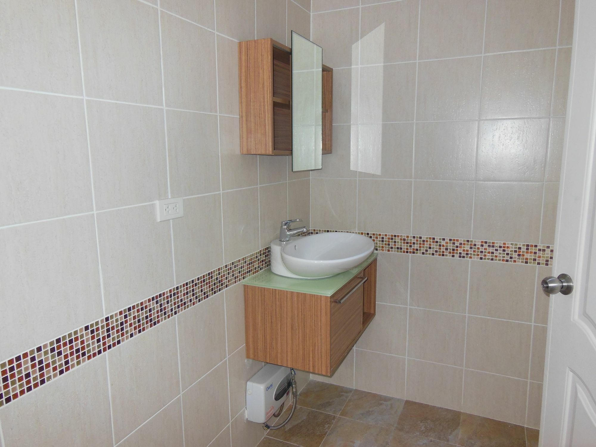 Boomerang Guesthouse And Bar باتايا المظهر الخارجي الصورة